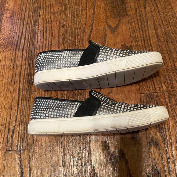 Vince classic slip on shoe - Picture 3 of 7